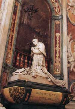 Den hellige jomfrus kapel - Monument for Benedikt XV